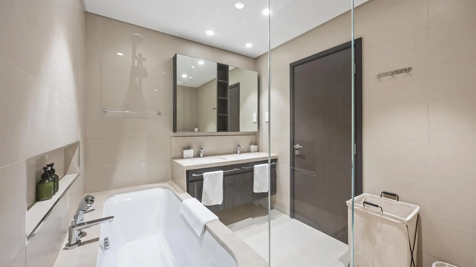 Apartment Elite Escape - 3 Bhk Burj View & Dubai Mall Access United Arab Emirates