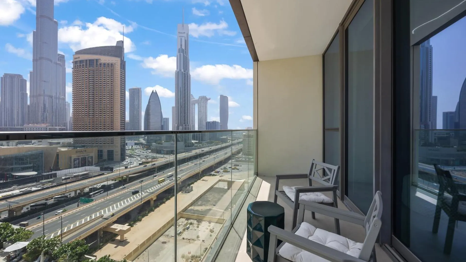 Elite Escape - 3 Bhk Burj View & Dubai Mall Access United Arab Emirates