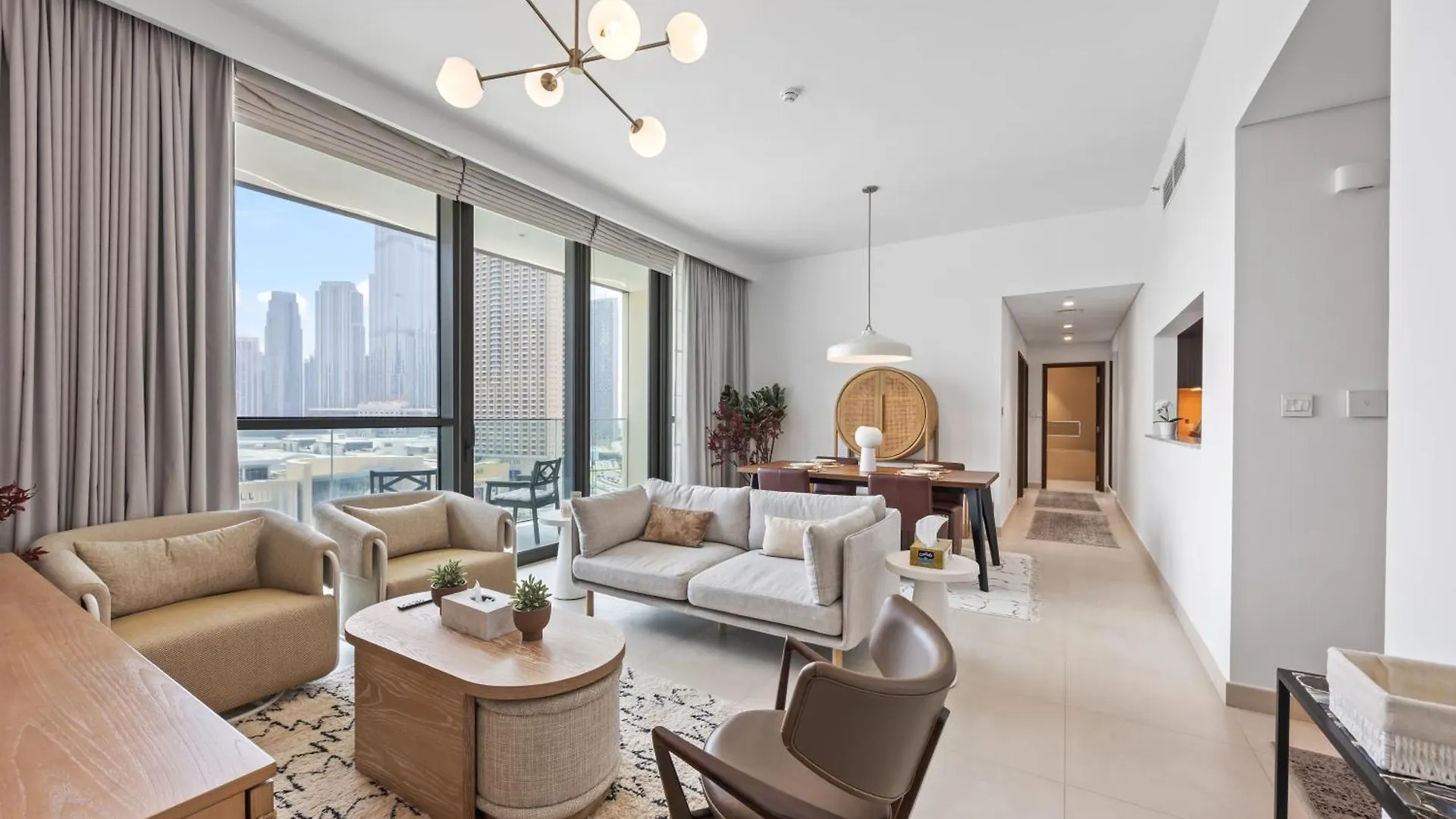 Elite Escape - 3 Bhk Burj View & Dubai Mall Access 0*,  Emirati Arabi Uniti