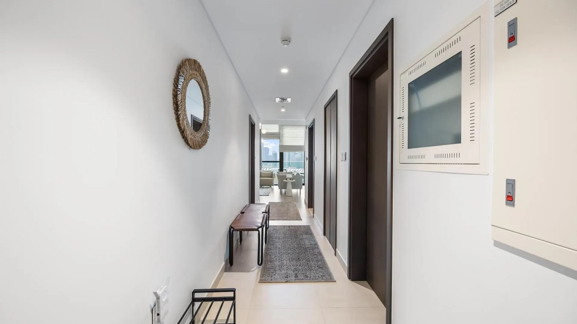 Elite Escape - 3 Bhk Burj View & Dubai Mall Access
