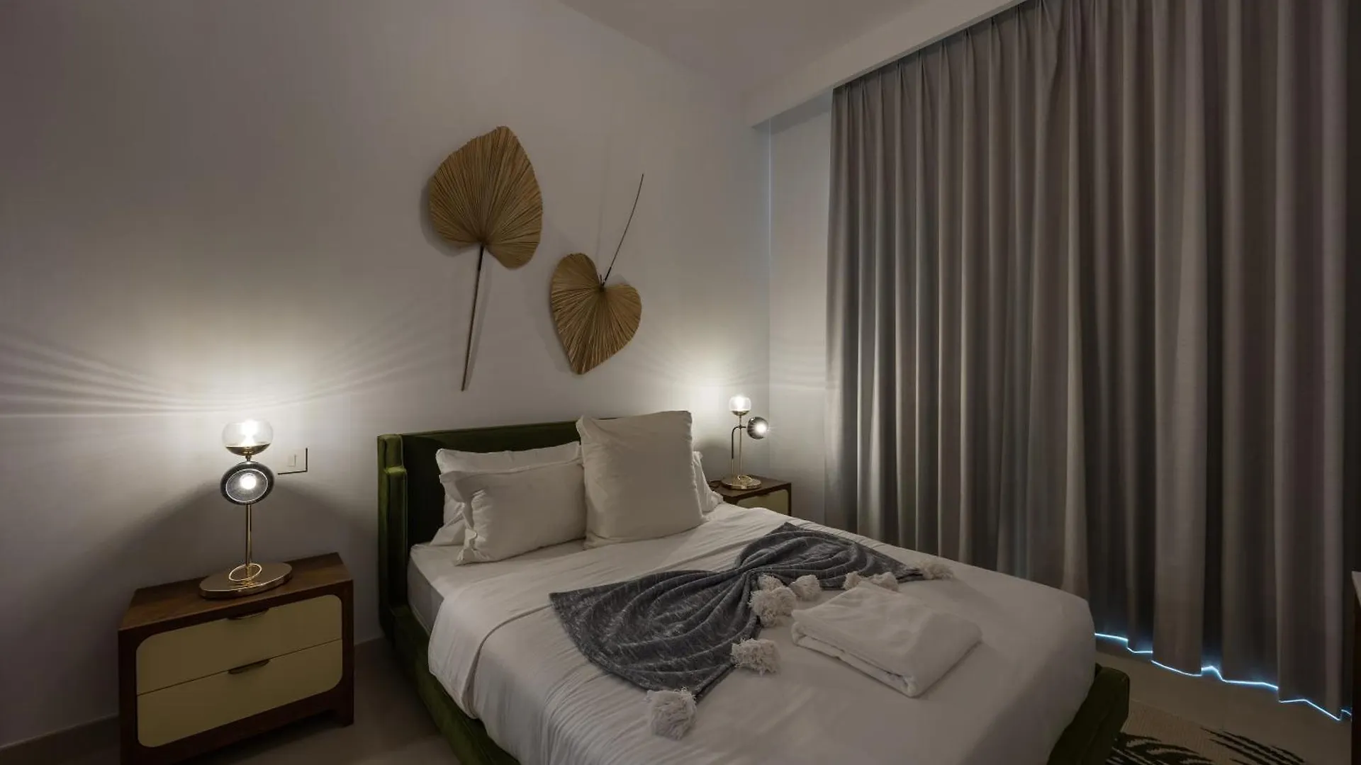 Elite Escape - 3 Bhk Burj View & Dubai Mall Access United Arab Emirates