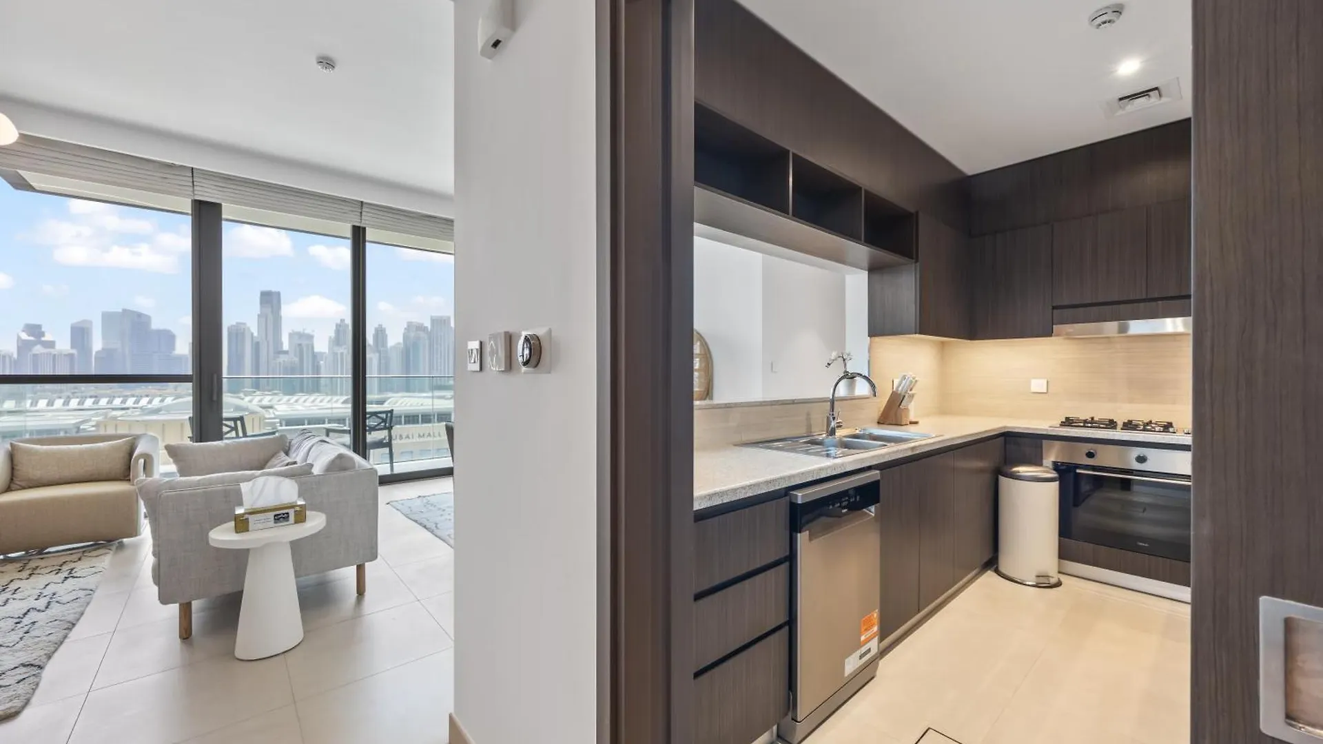 Apartment Elite Escape - 3 Bhk Burj View & Dubai Mall Access United Arab Emirates